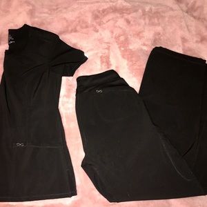 Black Infinity by Cherokee Scrub Set (SMALL)